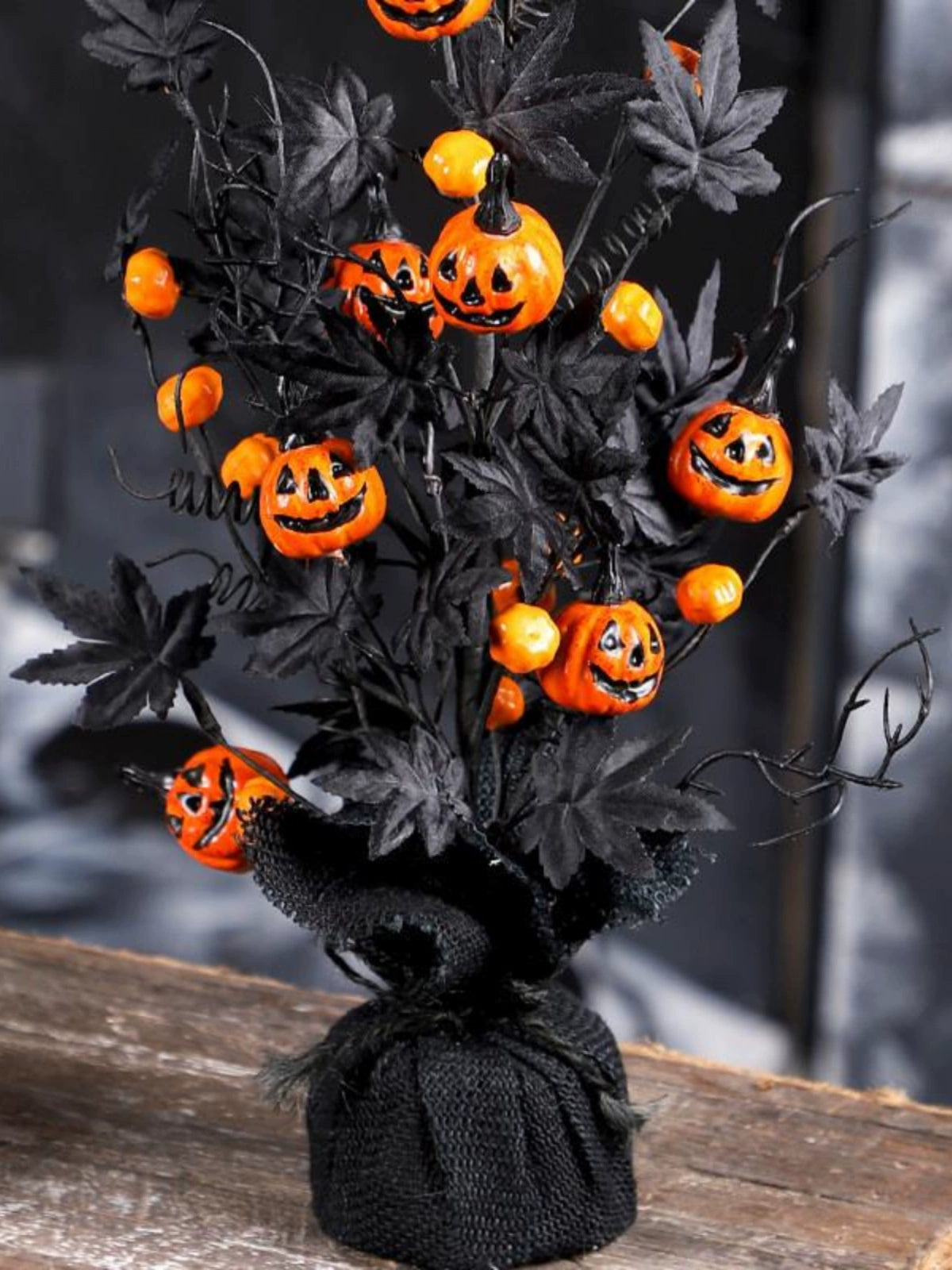 Halloween New Decoration Ins Wind Horror Pumpkin Maple Leaf Decorative Tree Home Party Decoration