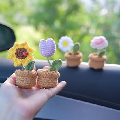 Creative Mini Flower Bouquet Potted Hand Woven Car Ornaments Auto Interior Center Console Dashboard Decoration Car Accessories