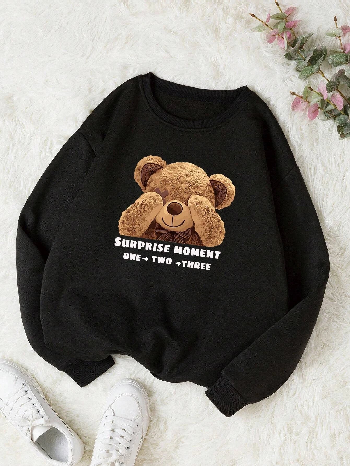 A Little Bear Covering Its Eyes Women Hoodies Harajuku Crewneck Hoodie Fashion Oversize Hoody Casual Comfortable Clothes Female