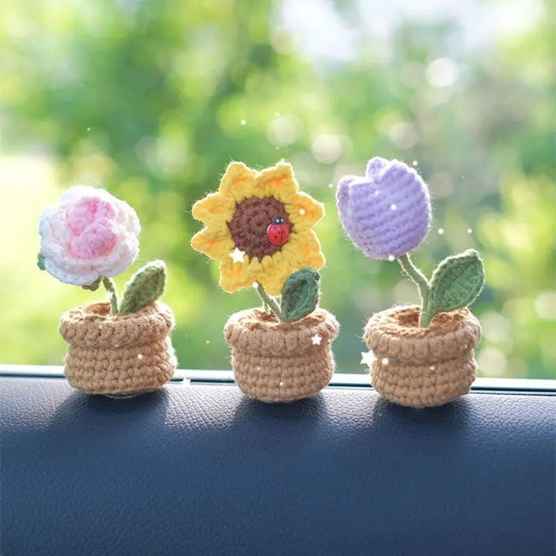 Creative Mini Flower Bouquet Potted Hand Woven Car Ornaments Auto Interior Center Console Dashboard Decoration Car Accessories