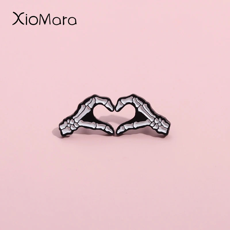 Halloween Skeleton Enamel Pins Heart Gesture Simplicity Brooches Lapel Pin Badge Punk Gothic Jewelry Gift For Best Friends