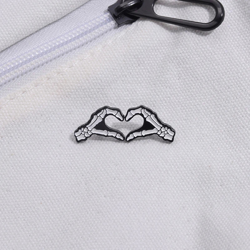 Halloween Skeleton Enamel Pins Heart Gesture Simplicity Brooches Lapel Pin Badge Punk Gothic Jewelry Gift For Best Friends